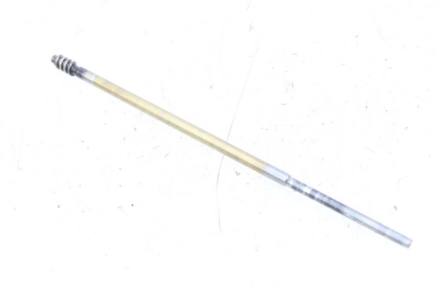 photo de EMBRAGUE EJE SUZUKI GSX E 250 (1982 - 1983) - Primer plano técnico