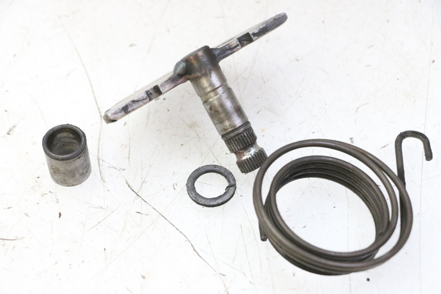 photo de EJE PEDAL ARRANQUE PEUGEOT CITYSTAR 50 (2013 - 2017) - Zoom estado de uso