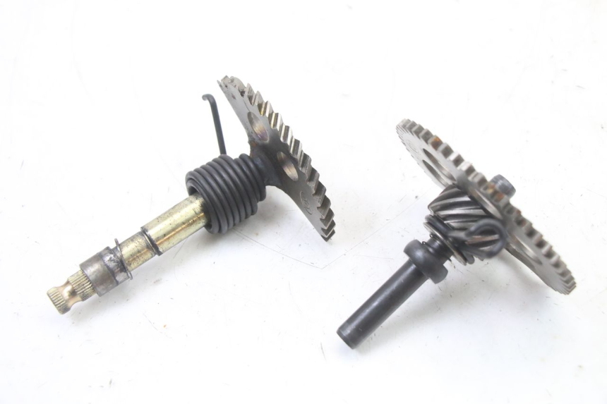 photo de EJE PEDAL ARRANQUE LONGJIA SHARPY 125 (2020 - 2024) - Detalle de la pieza