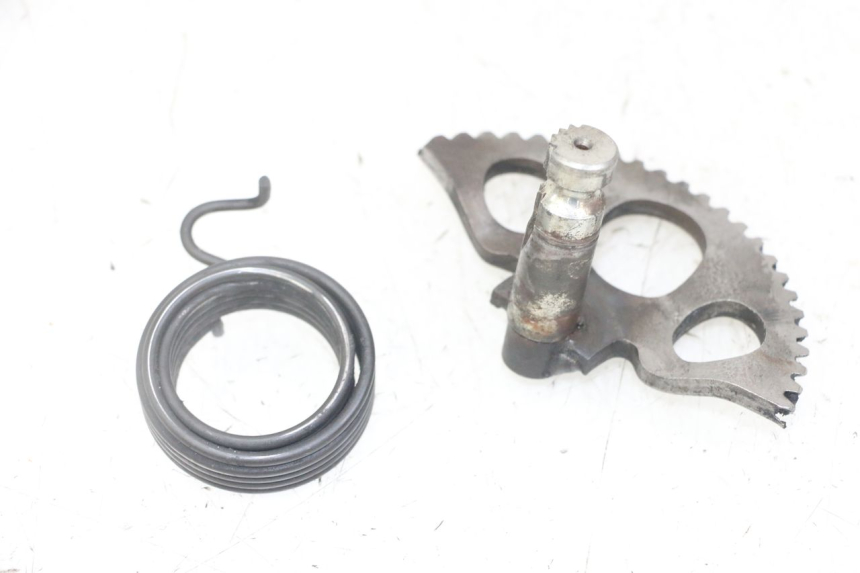 photo de EJE PEDAL ARRANQUE PIAGGIO NRG POWER PUREJET 50 (2018 - 2021) - Primer plano técnico