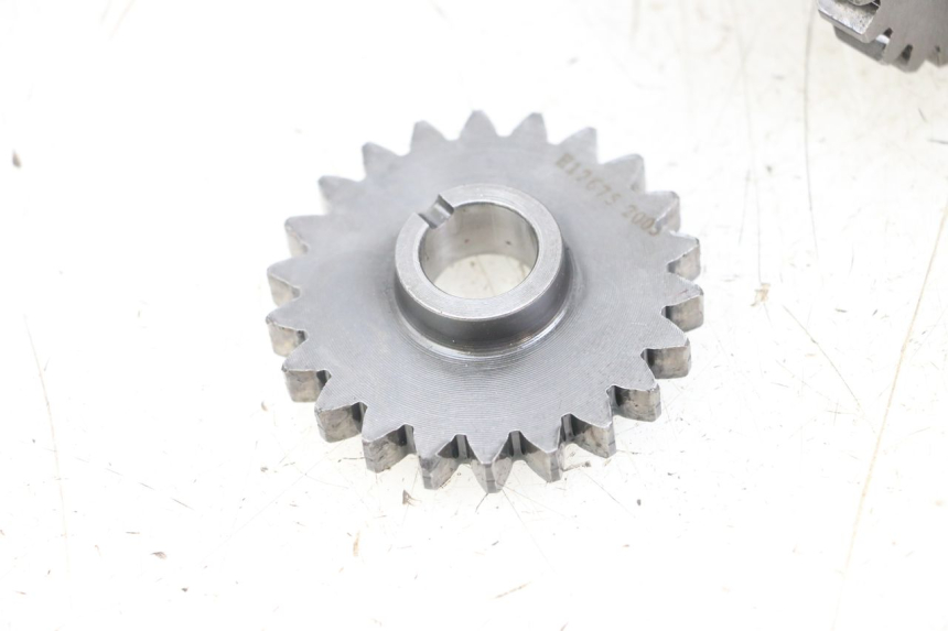 photo de EJE PEDAL ARRANQUE APOLLO RFZ 140 - Primer plano técnico