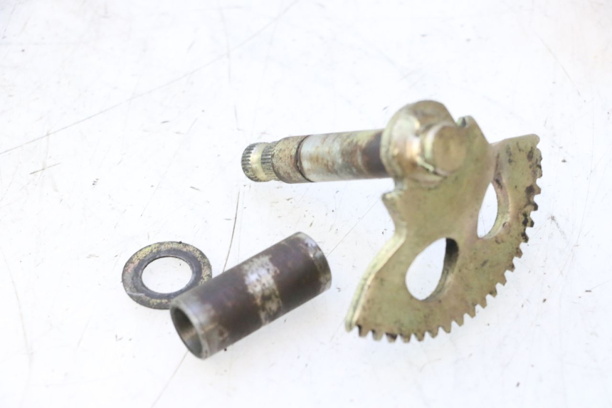 photo de EJE PEDAL ARRANQUE KEEWAY RY6 2T 50 (2011 - 2019) - Detalle de la pieza