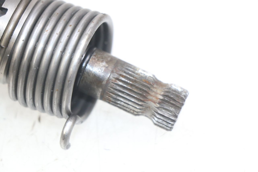photo de EJE PEDAL ARRANQUE GAS-GAS SM ROOKIE 50 (2001 - 2005) - Primer plano técnico