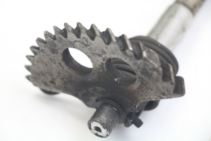 photo de EJE PEDAL ARRANQUE PEUGEOT VIVACITY 125 (2010 - 2017) - Detalles de los puntos de fijación