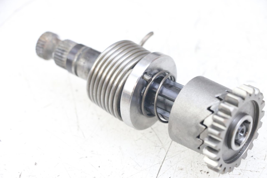 photo de EJE DE ARRANQUE FANTIC XM PERFORMANCE 2T 50 (2021 - 2022) - Primer plano técnico