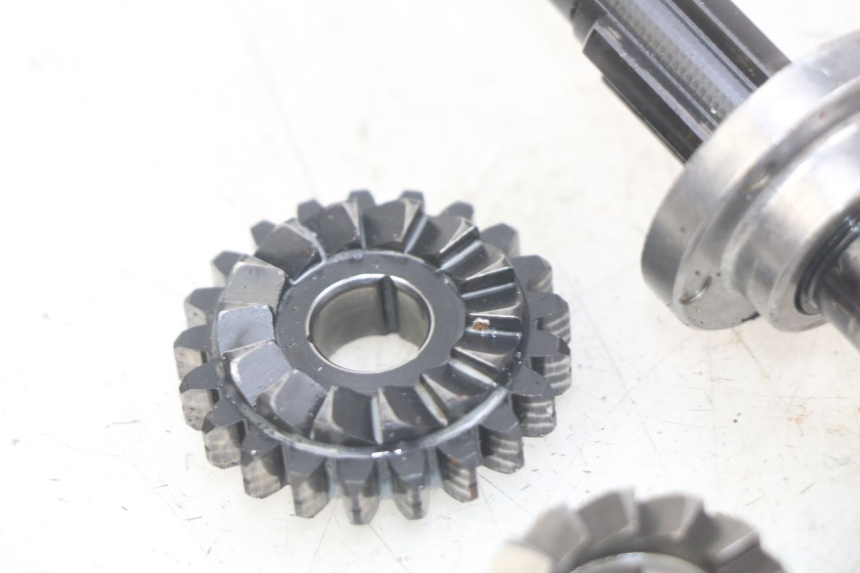 photo de EJE DE ARRANQUE PEUGEOT XP6 50 (2006 - 2011) - Vista general del producto