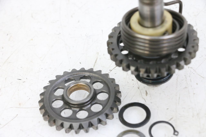 photo de EJE PEDAL ARRANQUE YAMAHA YZ-F YZF 250 (2007 - 2013) - Detalles de los puntos de fijación