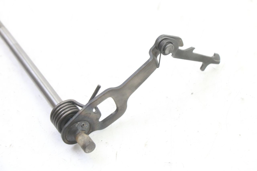 photo de EJE ENGRANAJE SUZUKI GS GSE 500 (2001 - 2003) - Detalles de los puntos de fijación