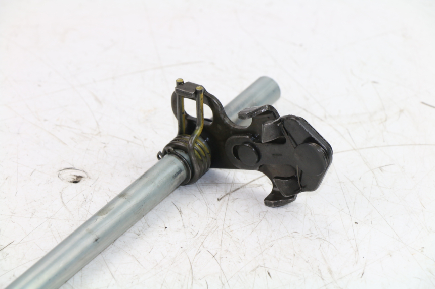 photo de EJE ENGRANAJE HONDA CBR F 600 (1991 - 1994) - Detalle de la pieza