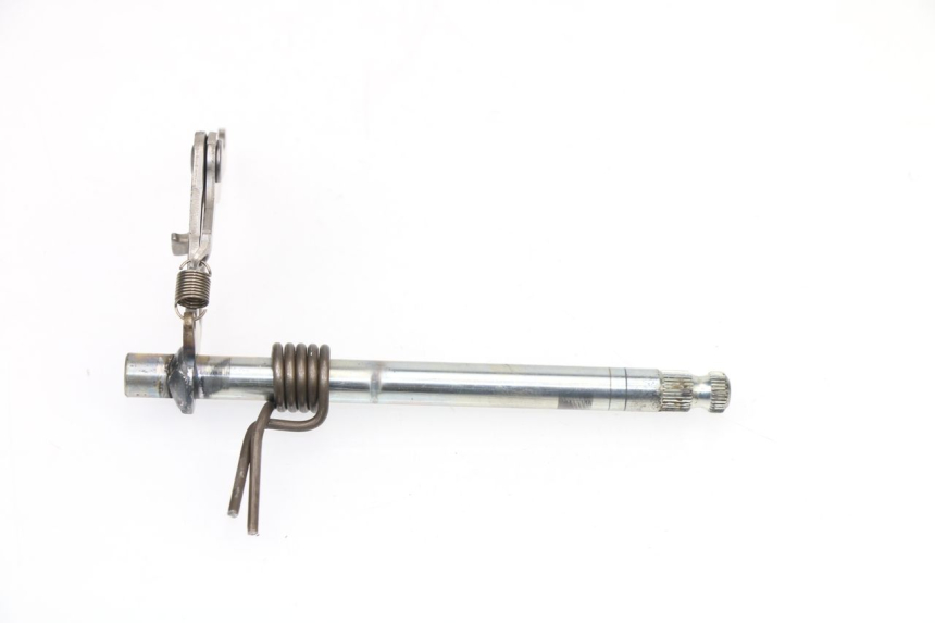 photo de EJE ENGRANAJE HONDA CBR R 125 (2003 - 2006) - Primer plano técnico