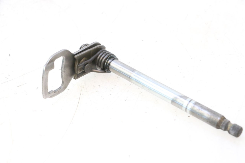 photo de EJE ENGRANAJE SMC XROAD 150 - Primer plano técnico
