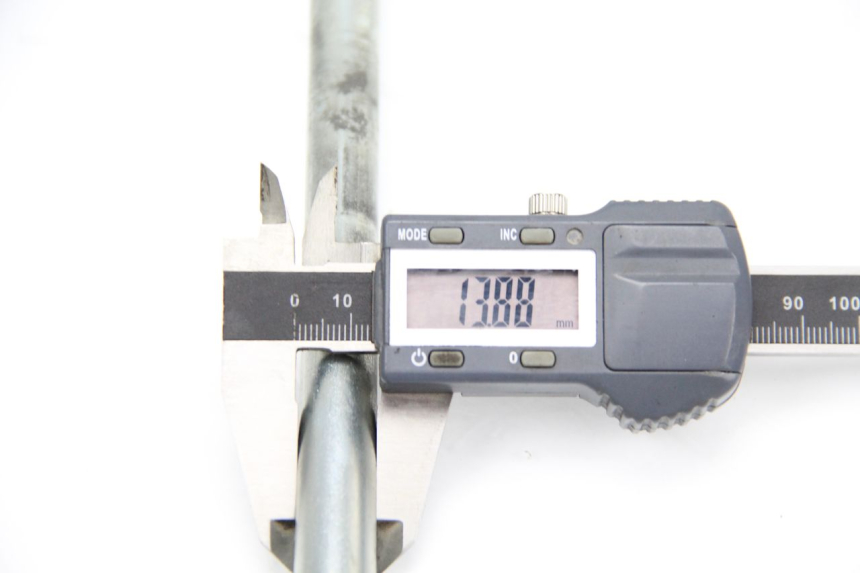 photo de EJE BASCULANTE HYOSUNG AQUILA GV 125 (2009 - 2016) - Primer plano técnico