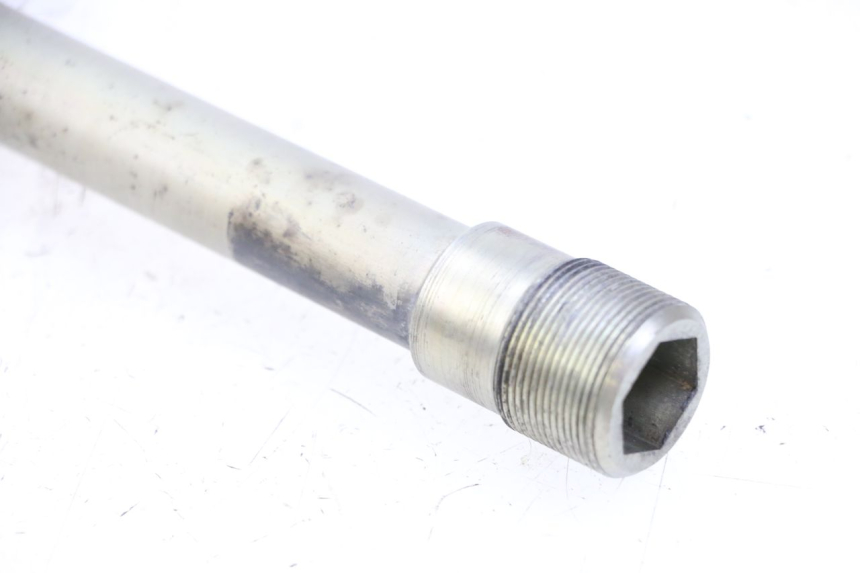 photo de EJE BASCULANTE BMW S RR ABS S1000RR 1000 (2015 - 2018) - Primer plano técnico