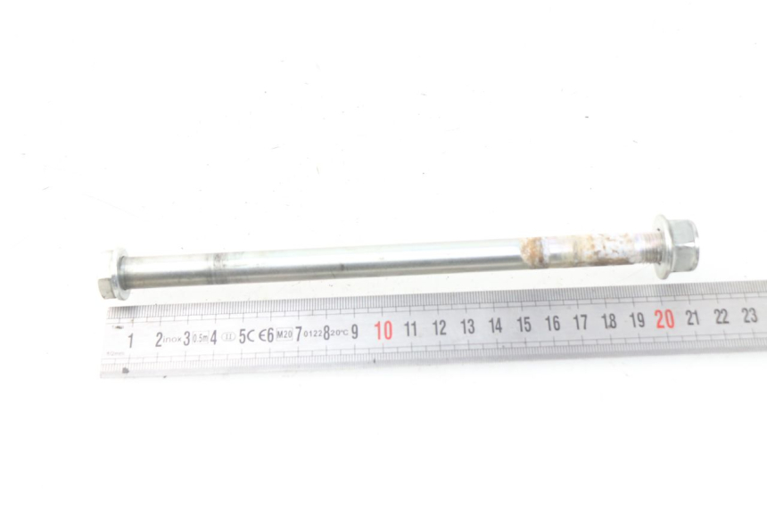 photo de EJE BASCULANTE HONDA CRF-F CRF F 110 (2019 - 2022) - Primer plano técnico