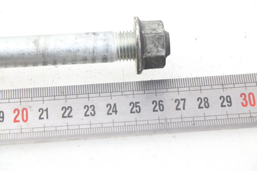 photo de EJE BASCULANTE KAWASAKI GPZ S 500 (1994 - 2005) - Detalle de la pieza