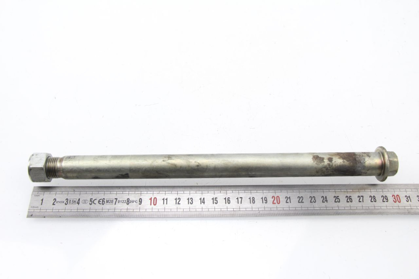 photo de Eje del brazo oscilante SUZUKI GSF N BANDIT 600 (2000 - 2004) - Otra perspectiva