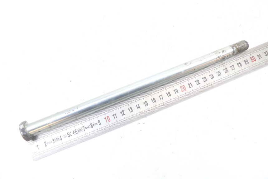 photo de EJE BASCULANTE SUZUKI GSX E 250 (1982 - 1983) - Detalle de la pieza