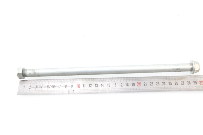 photo de EJE BASCULANTE SUZUKI GSXF GSX F 600 (1988 - 1997) - Zoom estado de uso