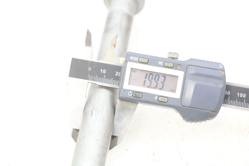 photo de EJE BRAZO OSCILANTE HONDA INTEGRA NC D 750 (2016 - 2018) - Otra perspectiva