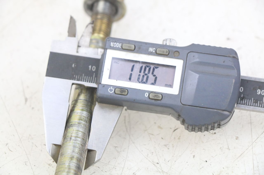 photo de EJE BRAZO OSCILANTE APOLLO RFZ 150 - Detalle de la pieza