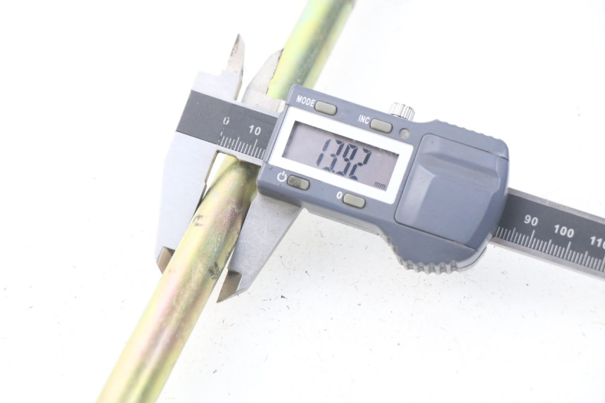 photo de EJE BASCULANTE ADLY RS SUPERSONIC 50 (2005 - 2010) - Otra perspectiva