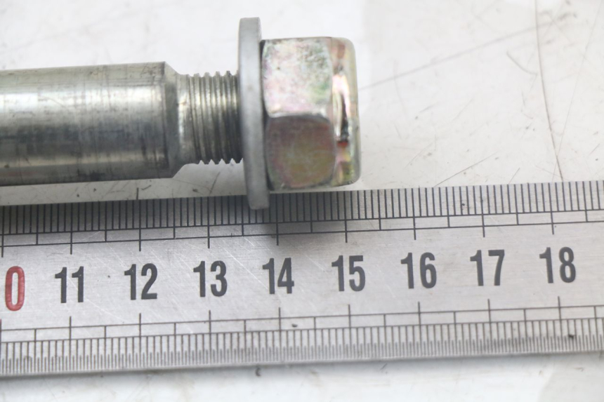 photo de EJE BRAZO OSCILANTE PEUGEOT SPEEDFIGHT 100 (1997 - 2007) - Zoom estado de uso