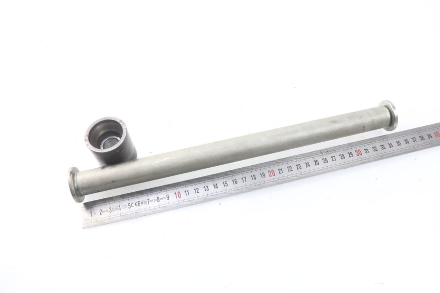 photo de EJE BASCULANTE TRIUMPH SPRINT ST ABS 1050 (2005 - 2007) - Zoom estado de uso