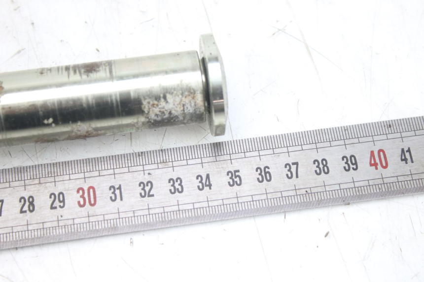 photo de EJE BRAZO OSCILANTE TRIUMPH SPRINT ST 955 (1999 - 2001) - Primer plano técnico