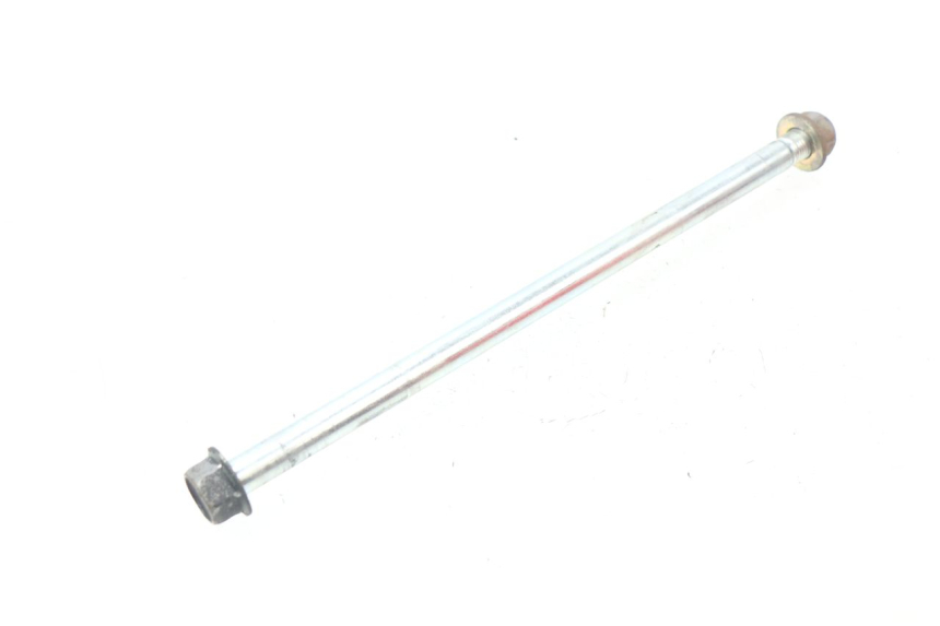 photo de EJE BRAZO OSCILANTE YAMAHA SR 125 (1982 - 2003) - Primer plano técnico