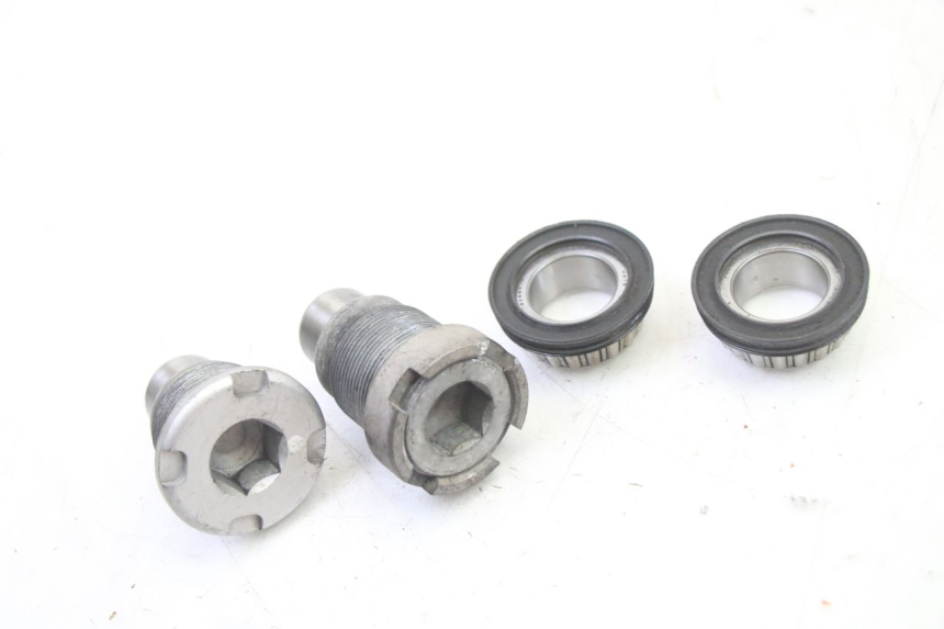 photo de EJE BASCULANTE HONDA ST PAN EUROPEAN 1300 (2002 - 2013) - Vista principal