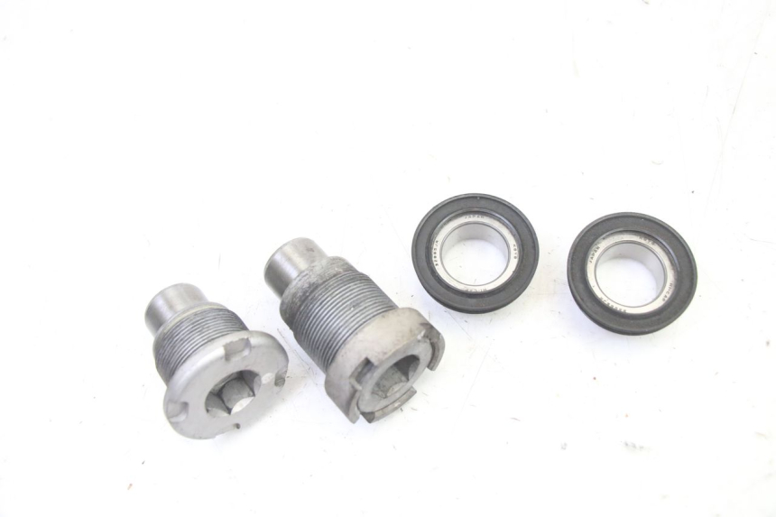 photo de EJE BASCULANTE HONDA ST PAN EUROPEAN 1300 (2002 - 2013) - Detalle de la pieza