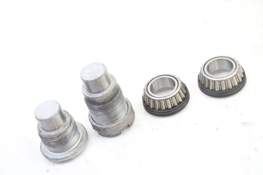 photo de EJE BASCULANTE HONDA ST PAN EUROPEAN 1300 (2002 - 2013) - Primer plano técnico