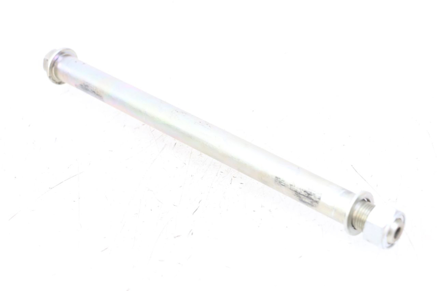 photo de EJE BRAZO OSCILANTE SUZUKI GSX F GSXF 650 (2007 - 2015) - Primer plano técnico