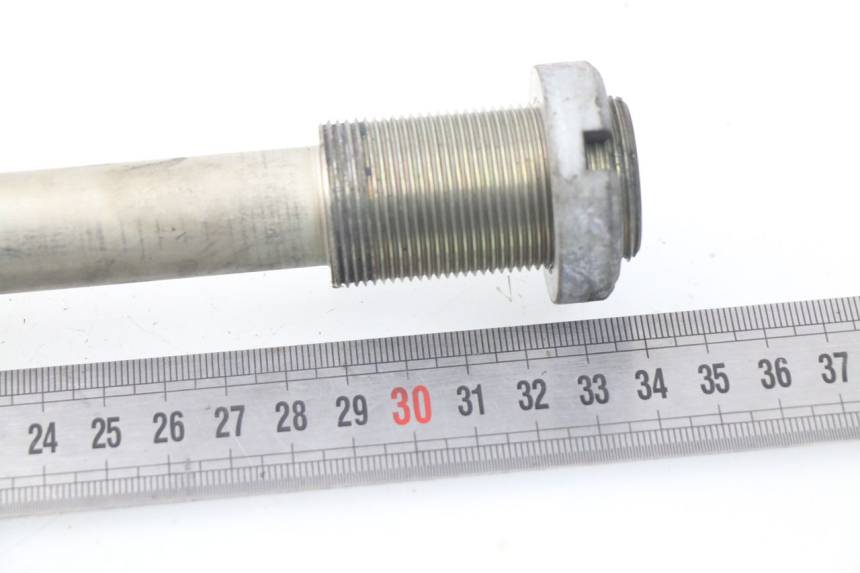 photo de EJE BASCULANTE SUZUKI SV S ABS 650 (2003 - 2009) - Detalle de la pieza