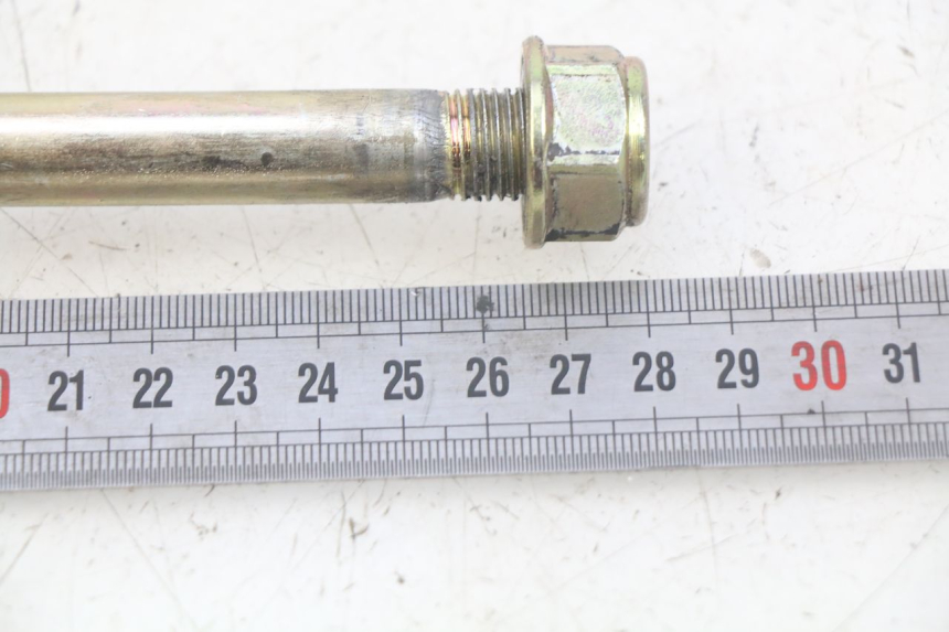 photo de EJE BRAZO OSCILANTE DAELIM VL DAYSTAR 125 (2000 - 2011) - Detalle de la pieza