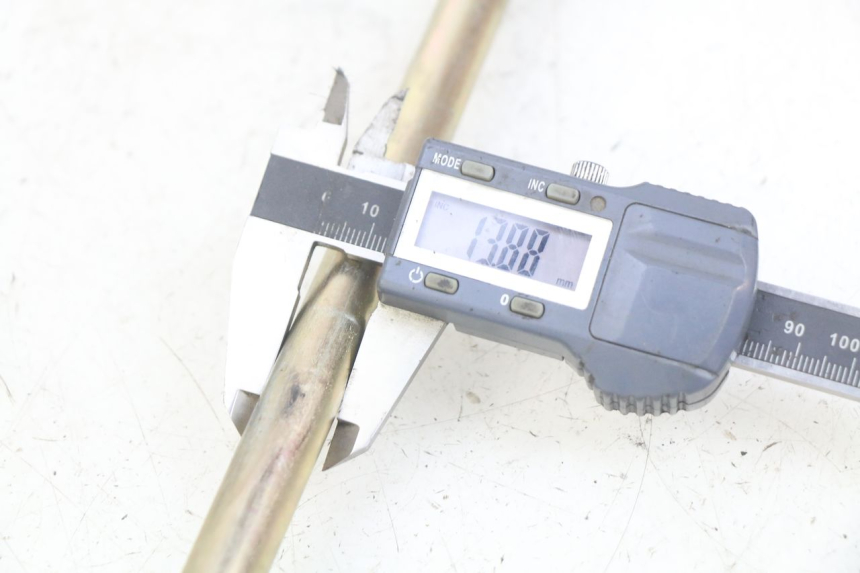 photo de EJE BRAZO OSCILANTE DAELIM VL DAYSTAR 125 (2000 - 2011) - Otra perspectiva