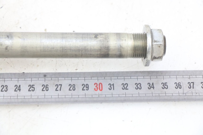 photo de EJE BRAZO OSCILANTE KAWASAKI Z 750 (2007 - 2013) - Zoom estado de uso