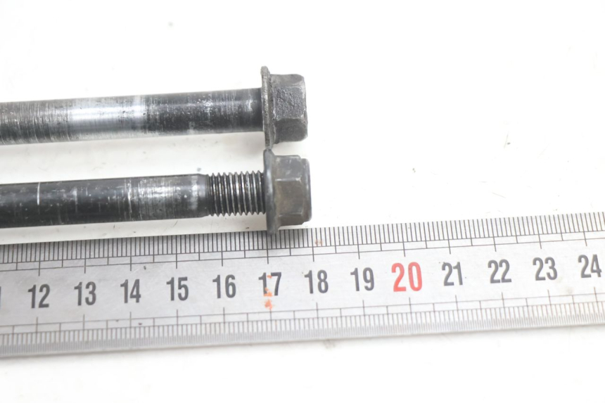 photo de EJE MOTOR KAWASAKI ER-6 ER6 N 650 (2005 - 2009) - Otra perspectiva