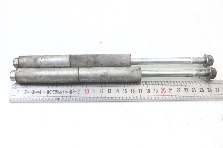 photo de EJE MOTOR HYOSUNG GF 125 (2001 - 2005) - Detalle de la pieza