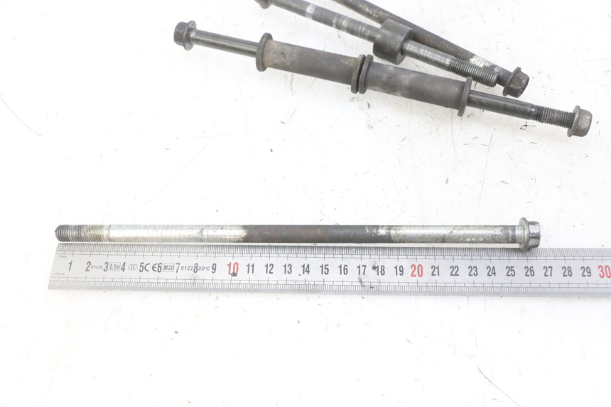 photo de EJE DEL MOTOR SUZUKI GS GSE 500 (2001 - 2003) - Estado de la superficie y material