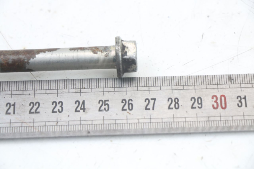 photo de EJE MOTOR SUZUKI GSR 750 (2011 - 2017) - Zoom estado de uso