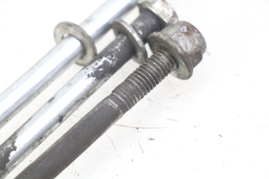 photo de EJE DEL MOTOR RIEJU MRT 50 (2009 - 2017) - Detalle de la pieza