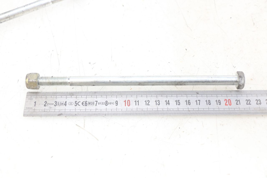 photo de EJE DEL MOTOR PEUGEOT SPEEDFIGHT LC 50 (1996 - 2002) - Zoom estado de uso