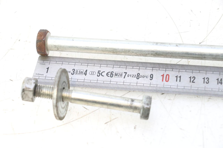 photo de EJE MOTOR PIAGGIO VESPA S 2T 50 (2007 - 2014) - Primer plano técnico