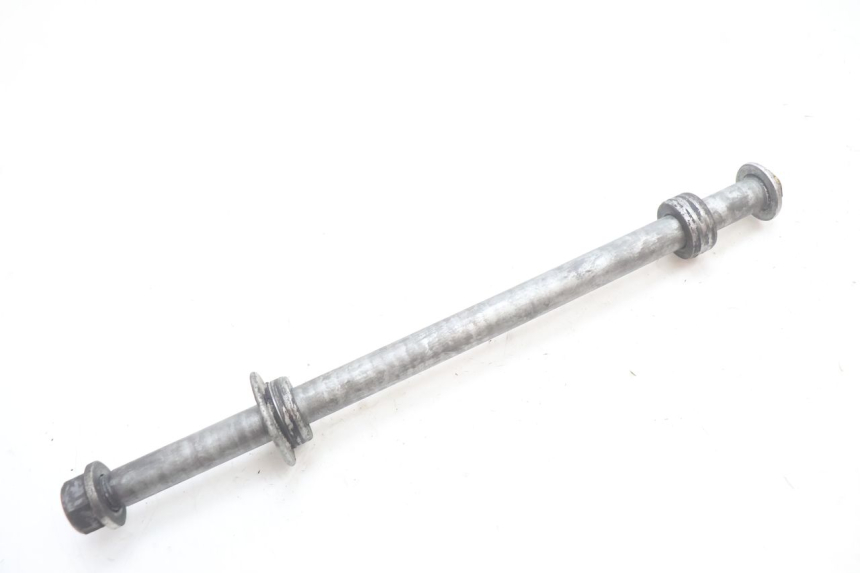 photo de EJE RUEDA TRASERO HONDA CB F HORNET 600 (2005 - 2006) - Detalle de la pieza