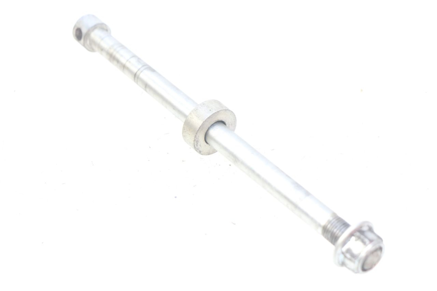 photo de EJE DE RUEDA TRASERA TNT MOTOR CITY 50 (2007 - 2018) - Primer plano técnico