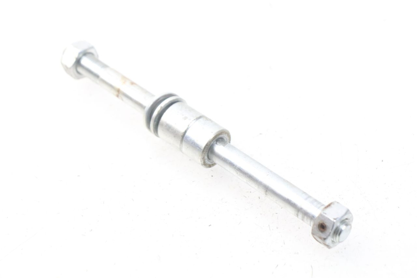 photo de EJE RUEDA TRASERO DERBI DIRT BOY 4T 50 - Zoom estado de uso