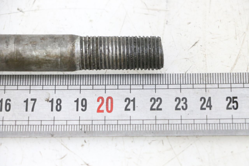 photo de EJE RUEDA TRASERA BSE DIRTBIKE PH10L 125 - Otra perspectiva