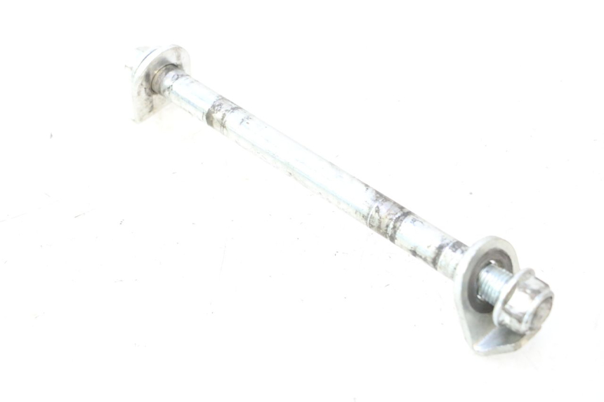 photo de EJE RUEDA TRASERO MINI MX DRIFT 150 - Primer plano técnico
