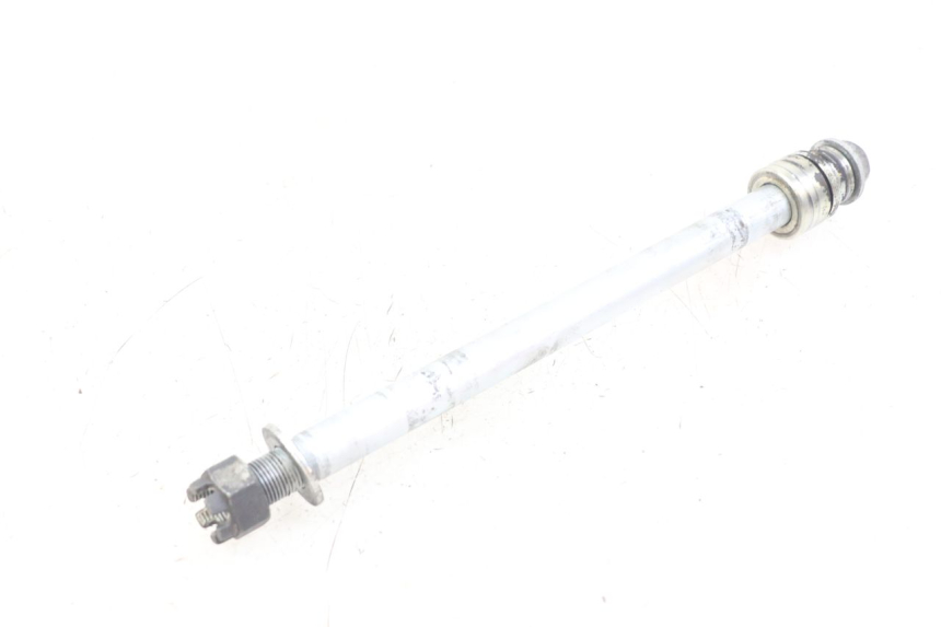 photo de EJE RUEDA TRASERO KAWASAKI ER-6 ER6 N 650 (2012 - 2016) - Primer plano técnico